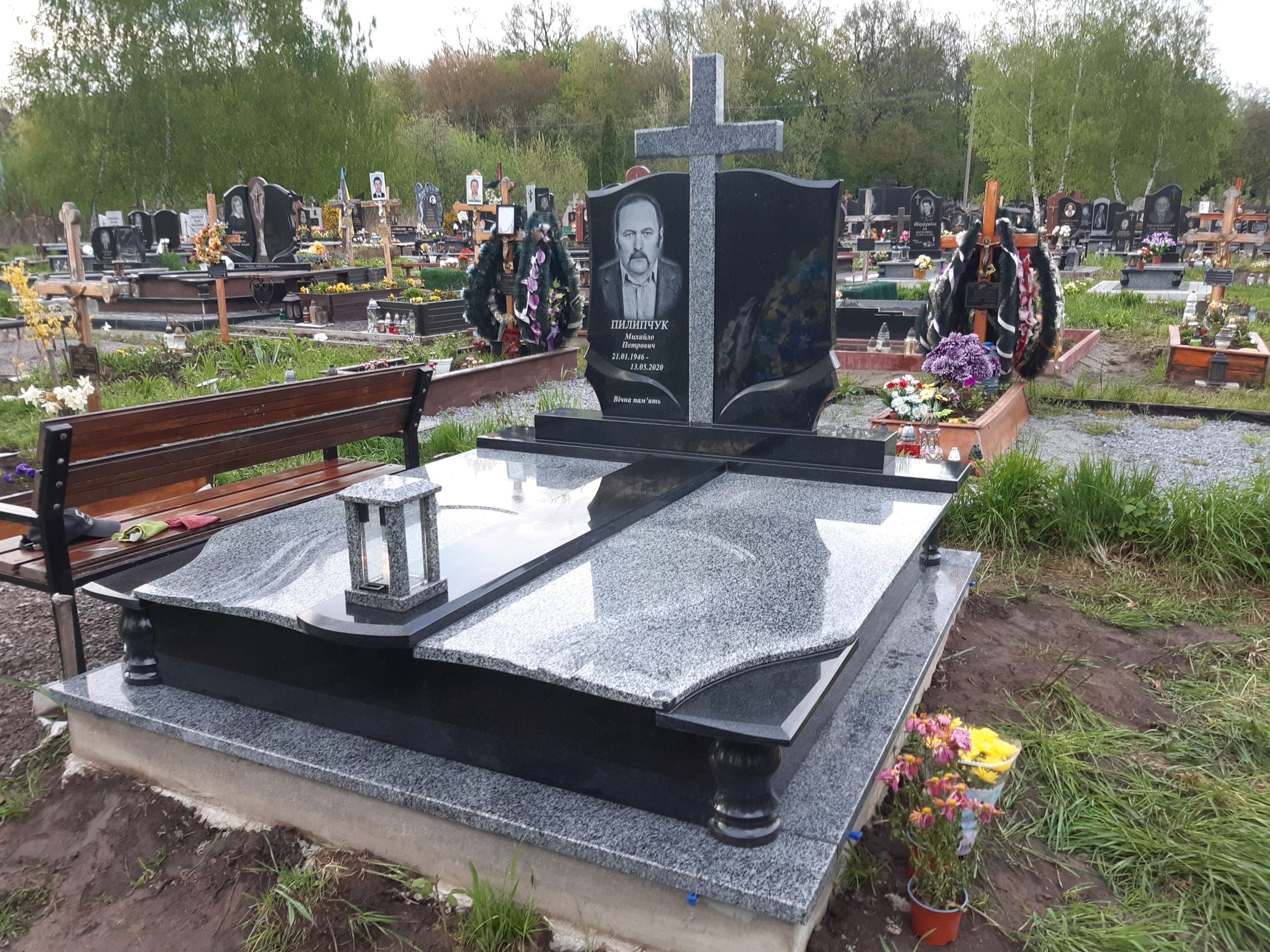 Пам’ятники Пилипчук